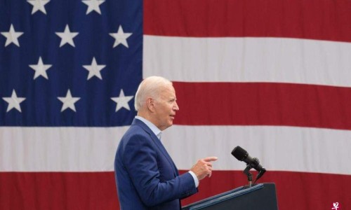 拜登簽署對華“敏感技術(shù)”投資限制令，中方回應