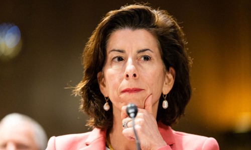 訪華后，美商務(wù)部長雷蒙多本周將與美主要企業(yè)CEO會(huì)面