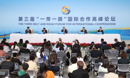 第三屆“一帶一路”高峰論壇，向各國(guó)企業(yè)家發(fā)出召喚，攜手實(shí)現(xiàn)共同發(fā)展繁榮（環(huán)球網(wǎng)）