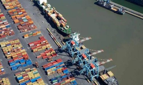 美媒稱對依賴中國的供應鏈“去風險”正造成新的風險。（環(huán)球時報）