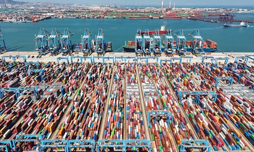 美媒關(guān)注“中國(guó)10月份出口增長(zhǎng)12.7%，達(dá)兩年來(lái)最大增幅”（環(huán)球時(shí)報(bào)）